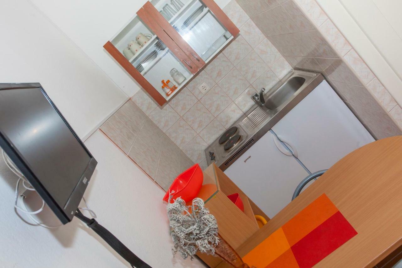 Apartments Lara Podgora Ngoại thất bức ảnh